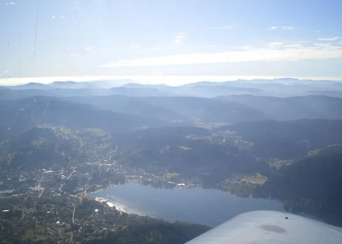 De La Belle Vallee *