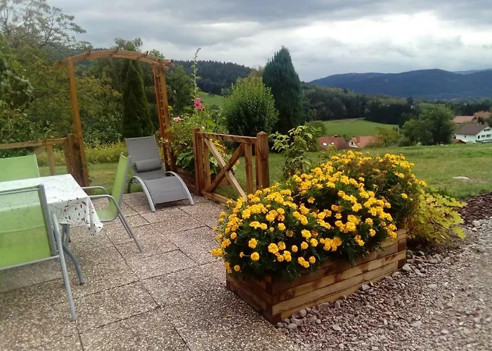 De La Belle Vallee 度假居 *